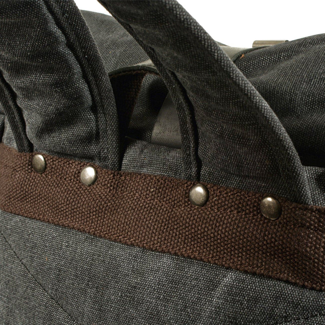 Vetra | Minimalistischer Rolltop-Rucksack aus gewachstem Canvas