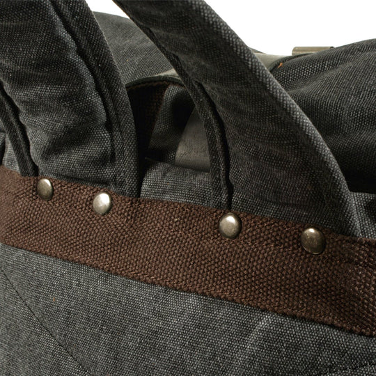 Vetra | Minimalistischer Rolltop-Rucksack aus gewachstem Canvas