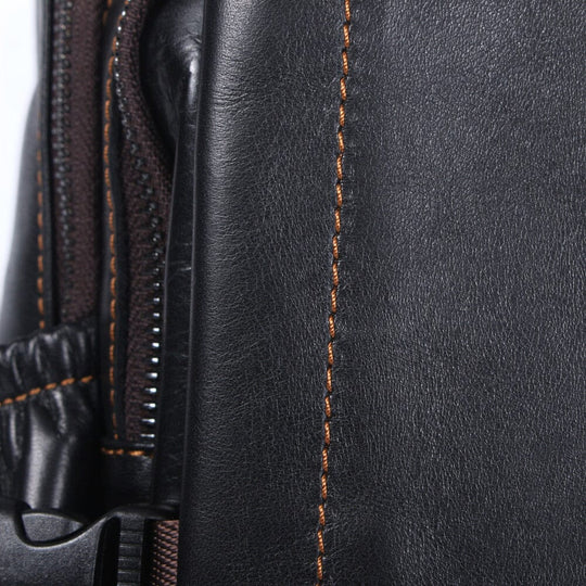 Theo | Schwarzer Laptop-Rucksack aus Leder