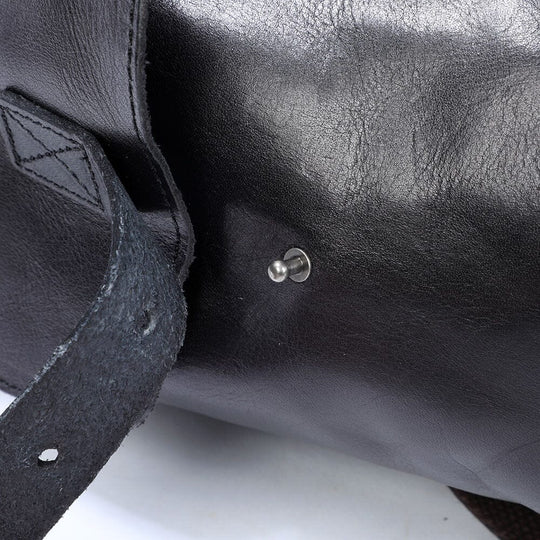 Cael | Schwarzer Lederrucksack mit Kordelzug