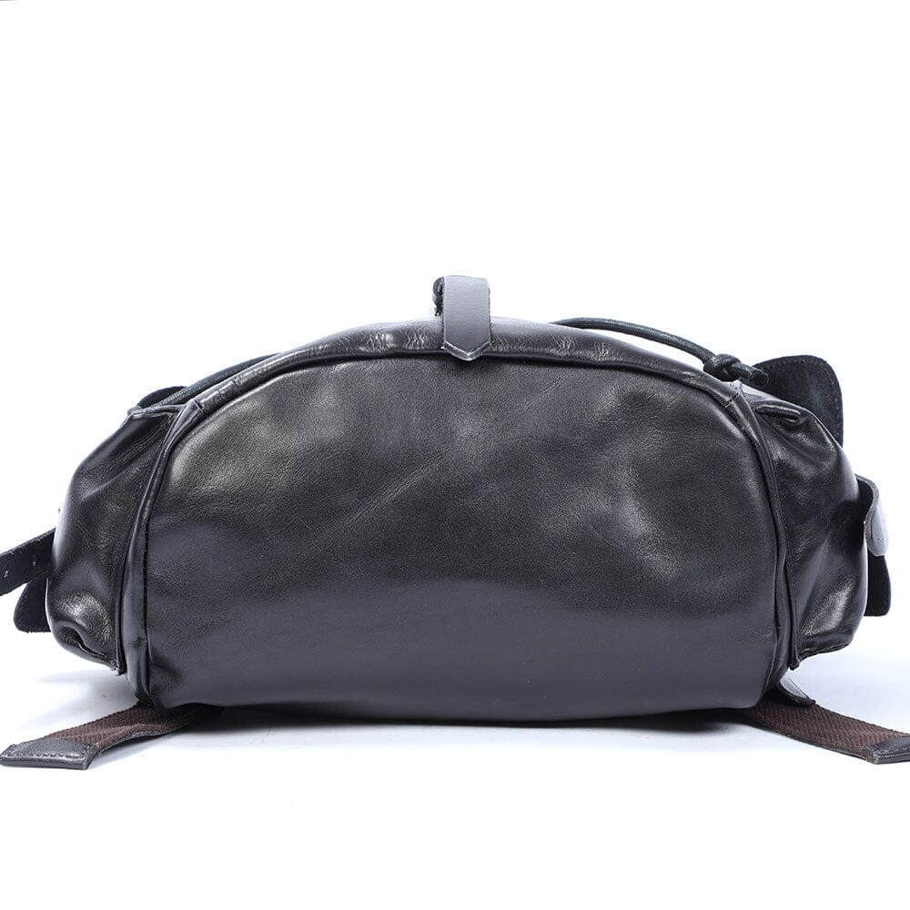 Cael | Schwarzer Lederrucksack mit Kordelzug